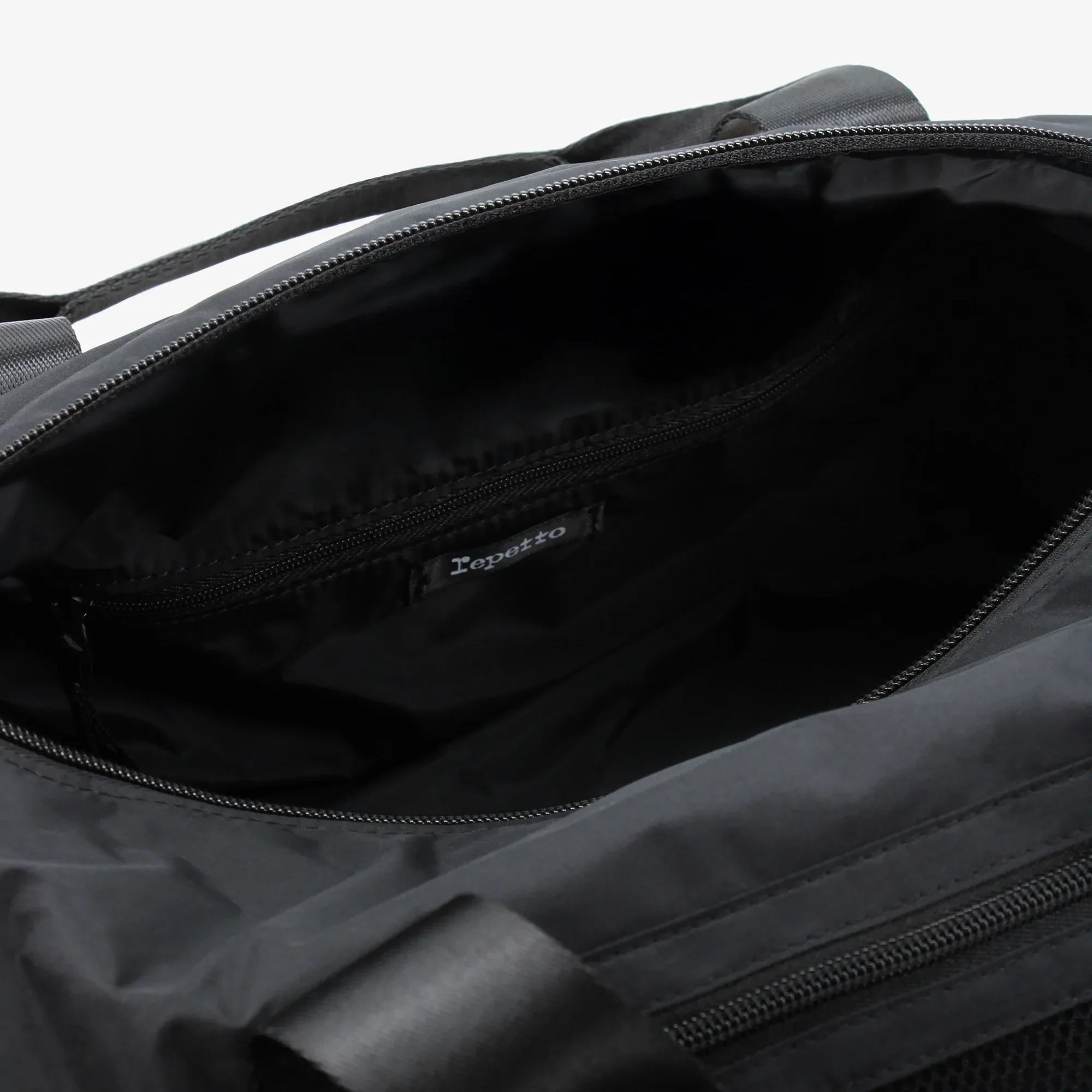 Black Ballet Bag(M: Height 18 x Width 35 x Depth 22 cm)