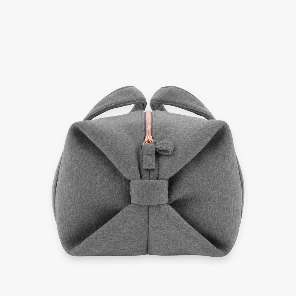Grey Medium Duffle Bag(H18 cm x W35 cm x D22 cm)