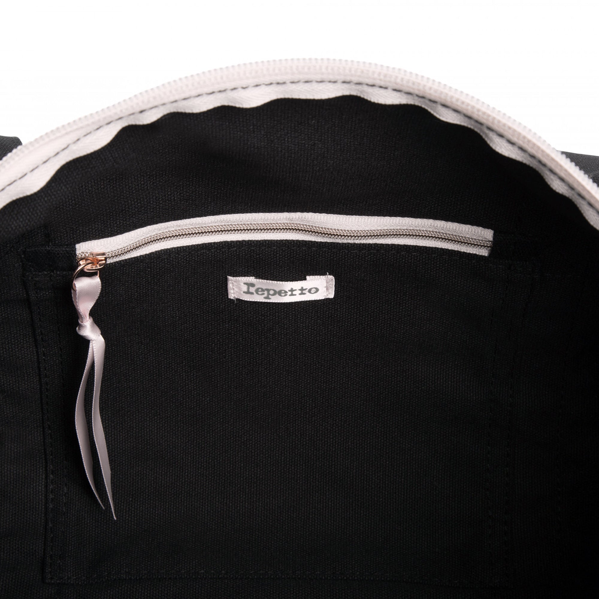 Girls Black Cotton Bag(M: H18 x W35 x D22 cm)