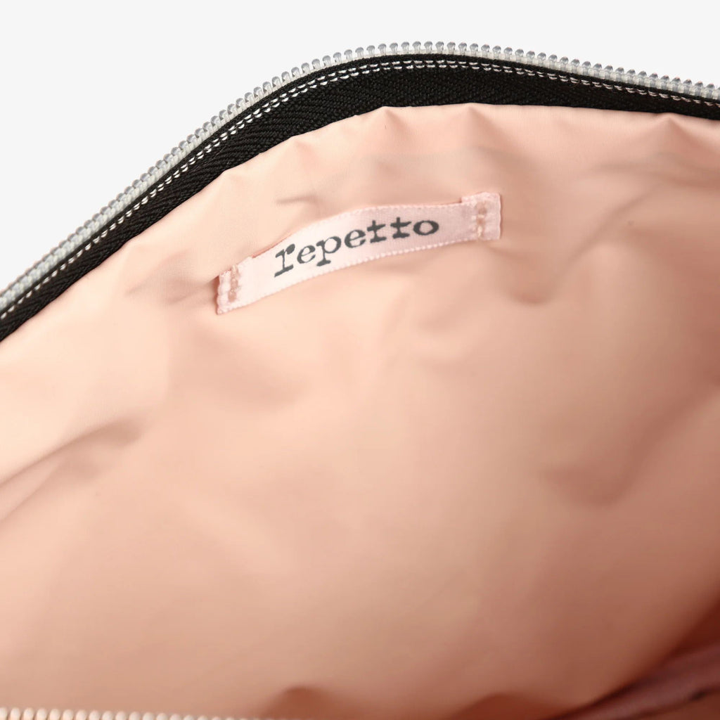Black Ballet Shoes Bag(H 18 x W 23 x D 9 cm）
